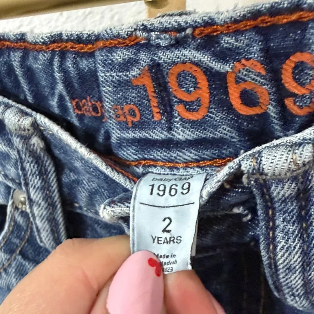 GAP Men's Blue Distressed Jeans with Skull Patch